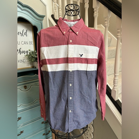 American Eagle Red White & Blue Button Up Size Large. Long Sleeve Classic Fit - Picture 1 of 4